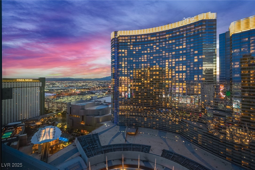 3726 Las Vegas Boulevard 2702