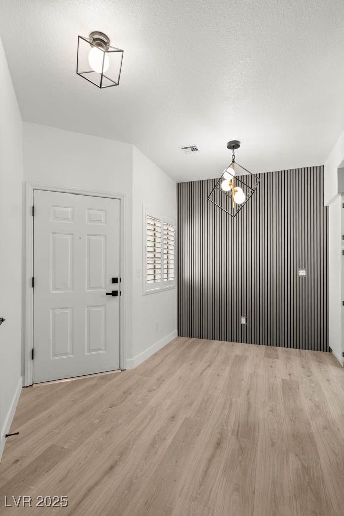 3320 South Fort Apache Road 125
