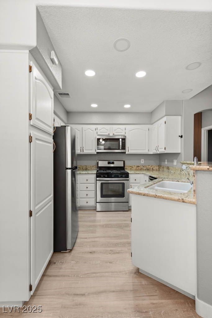 3320 South Fort Apache Road 125