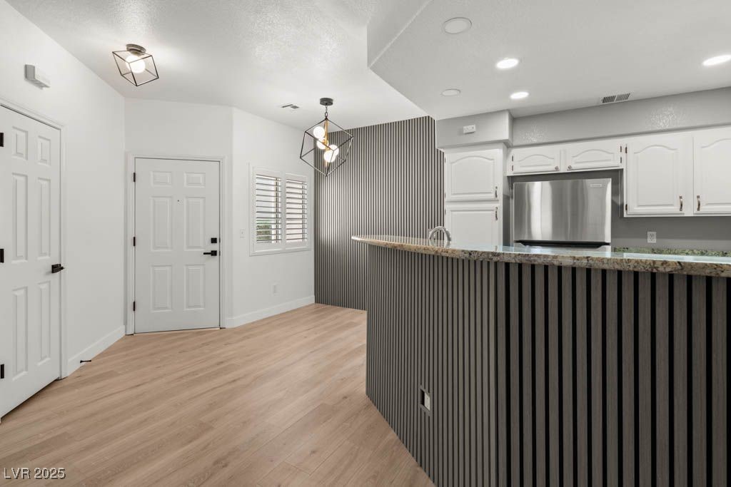 3320 South Fort Apache Road 125