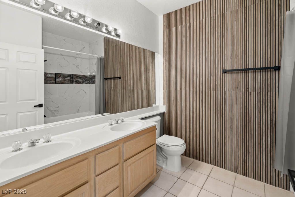 3320 South Fort Apache Road 125