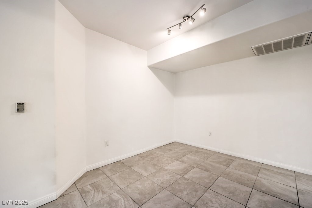 10001 Peace Way 1296