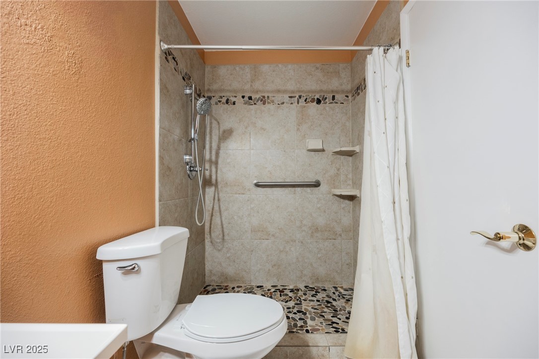1303 Darlene Way 105B