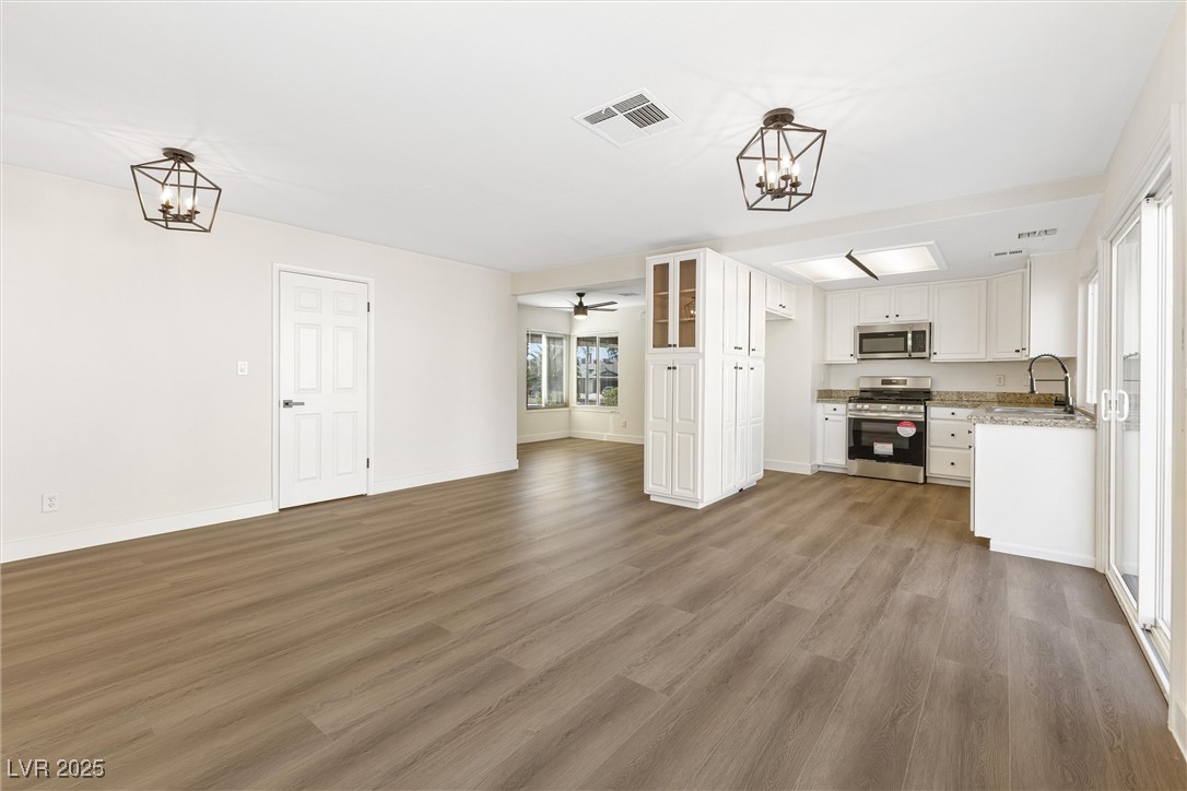5035 Meadow Grove Court