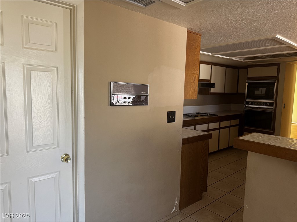 3115 La Mancha Way