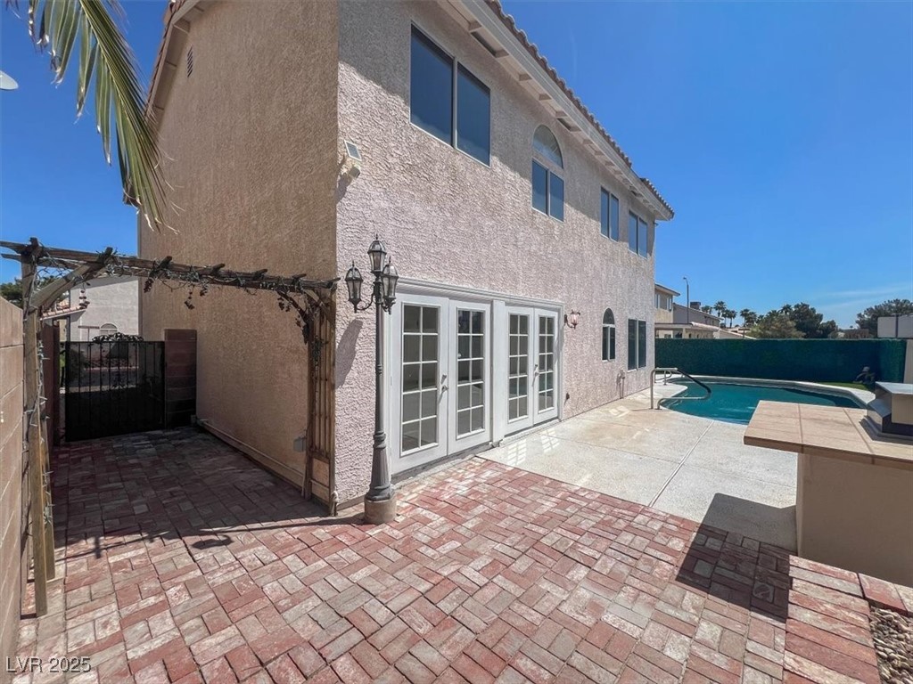 2873 Cambretto Drive