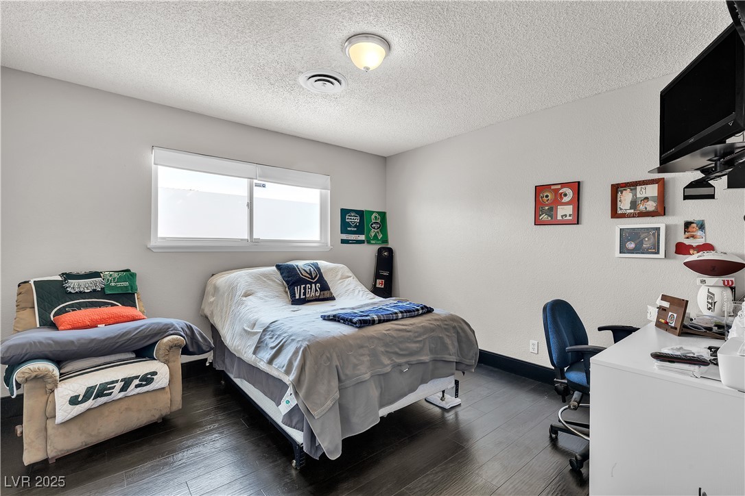 3845 South Torrey Pines Drive