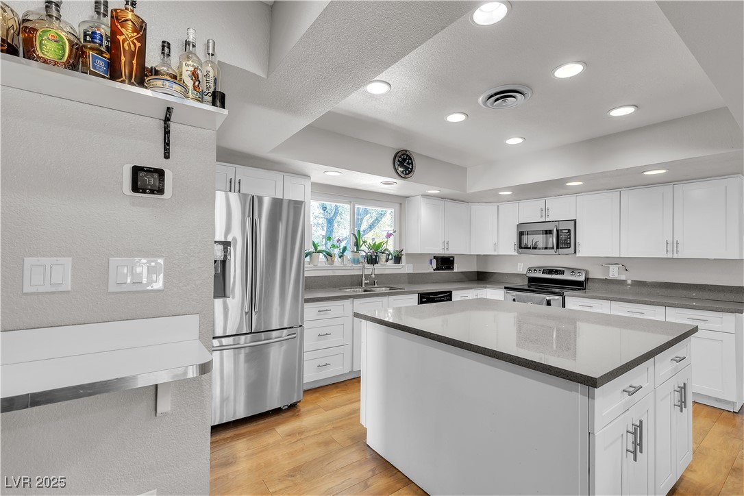 3845 South Torrey Pines Drive