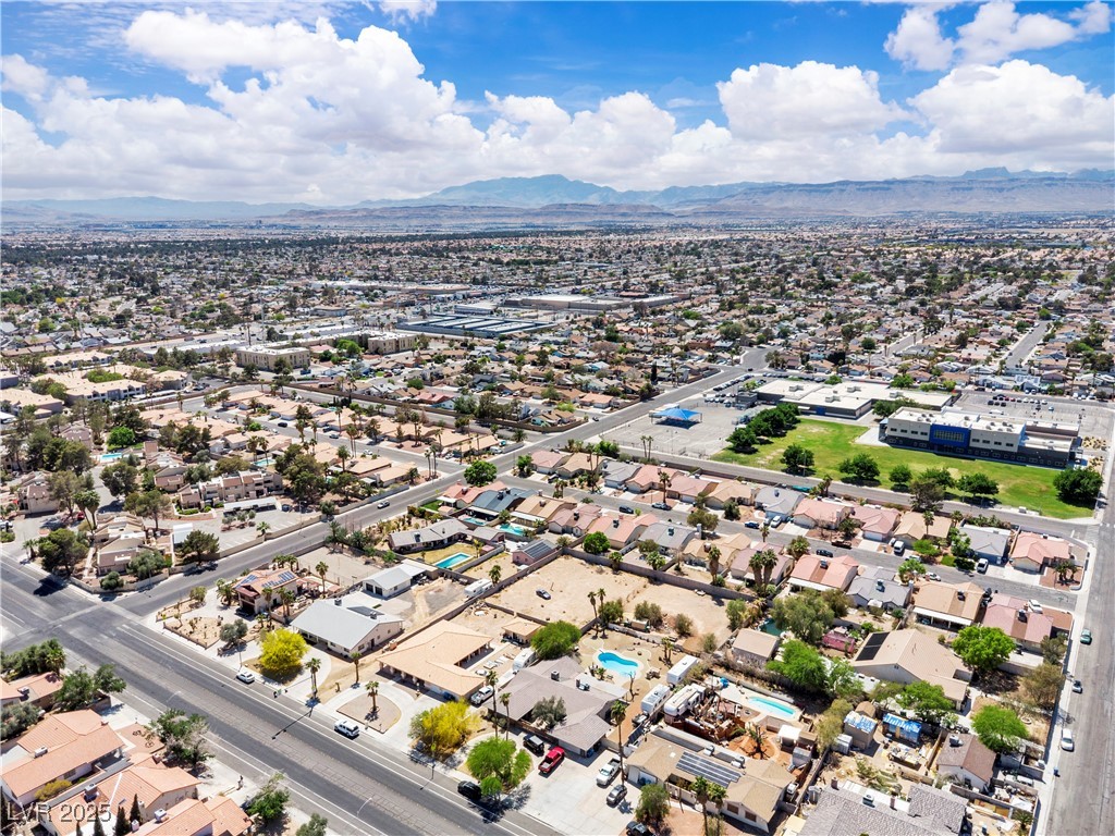 3845 South Torrey Pines Drive