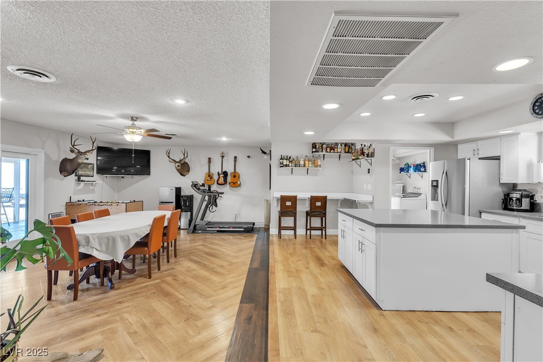 3845 South Torrey Pines Drive