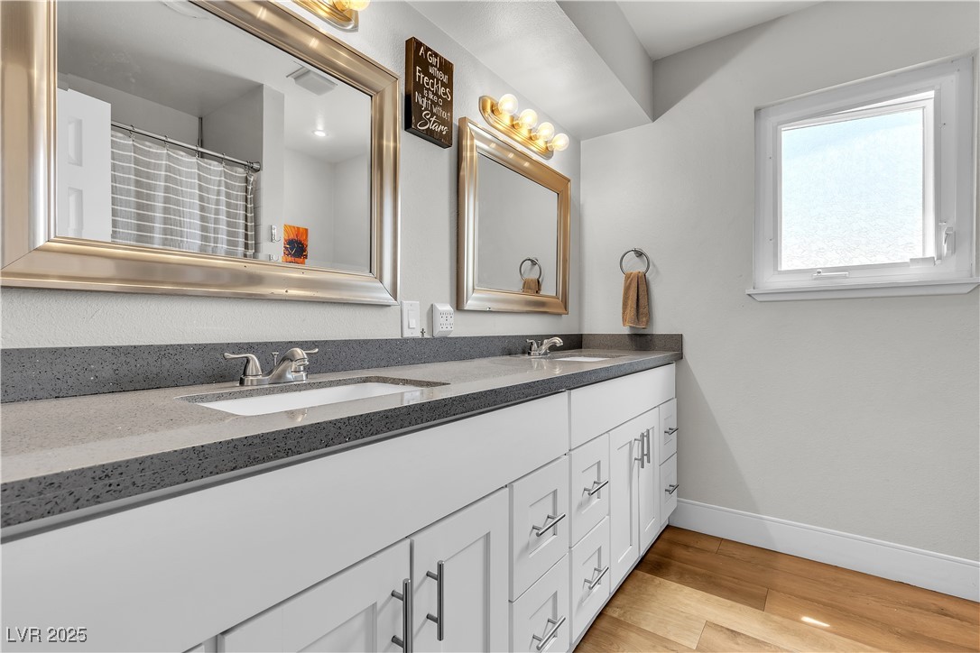 3845 South Torrey Pines Drive