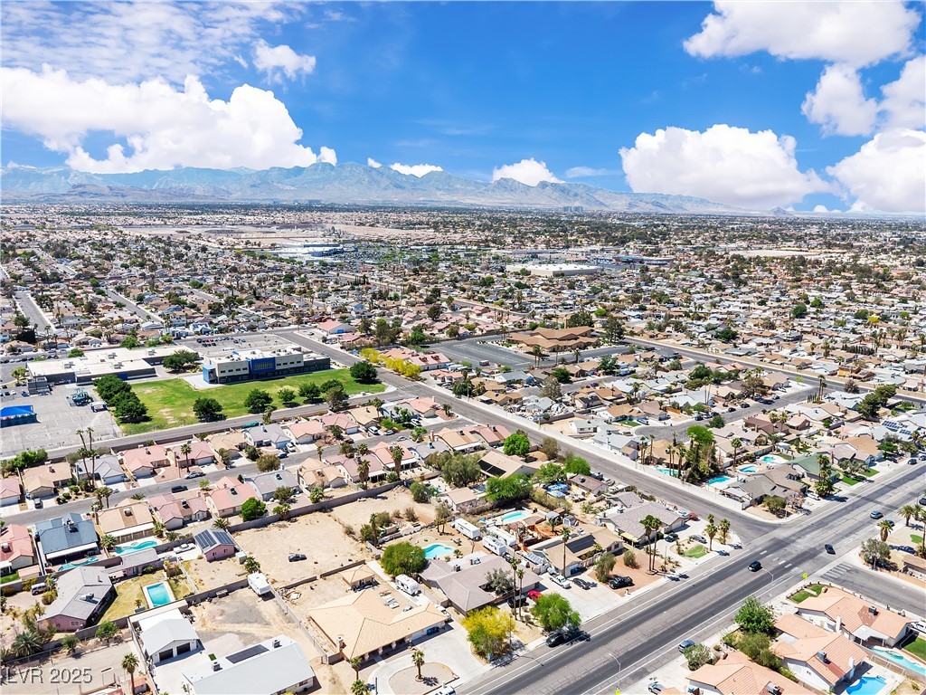 3845 South Torrey Pines Drive