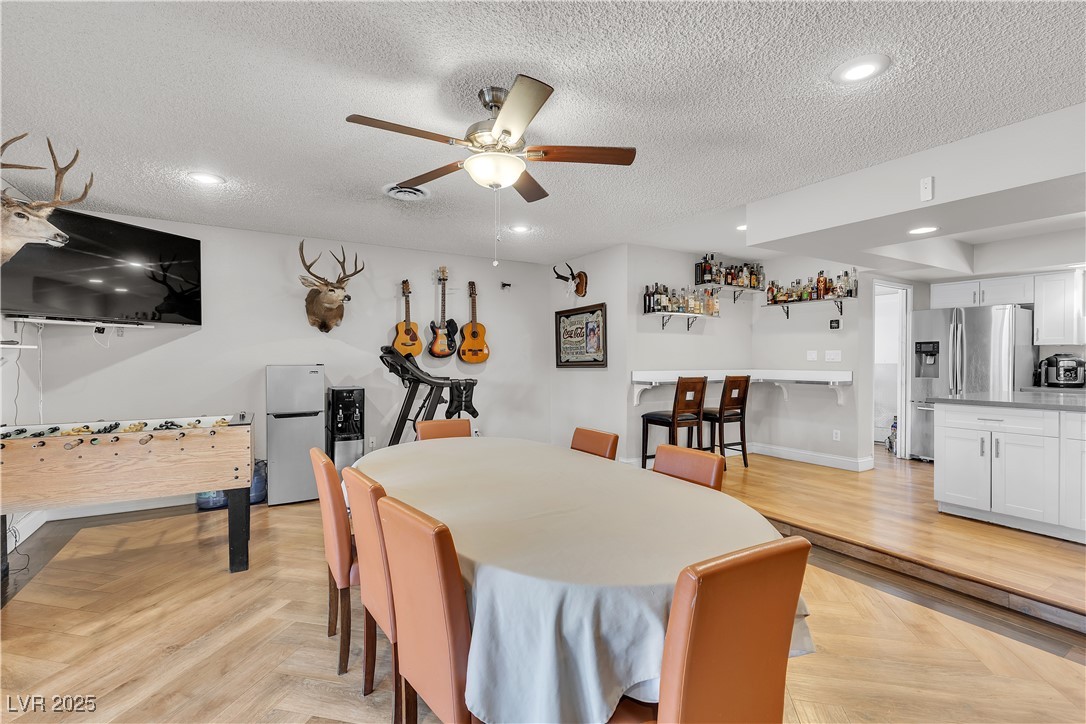 3845 South Torrey Pines Drive