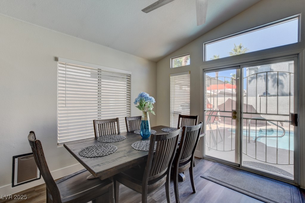 9204 Sapphire Point Avenue