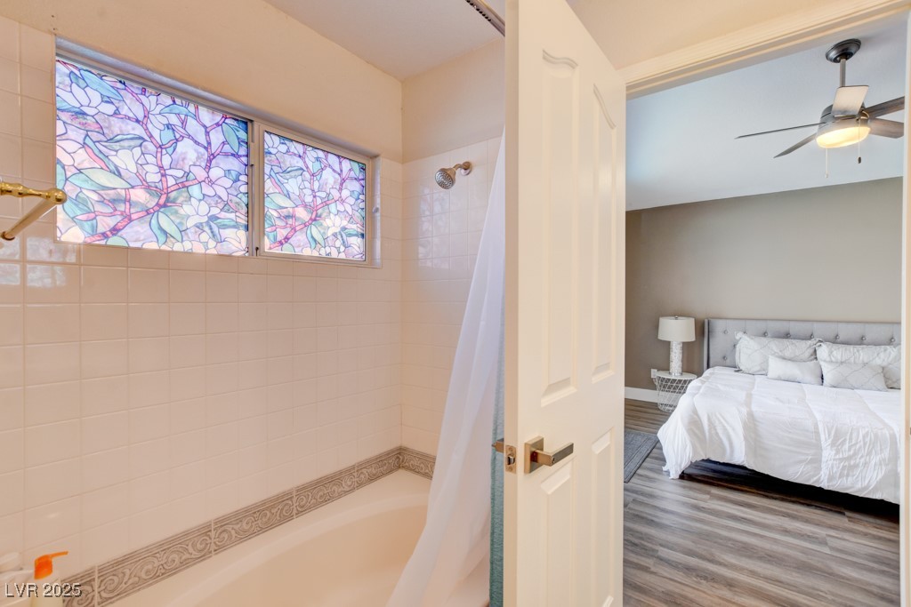 9204 Sapphire Point Avenue