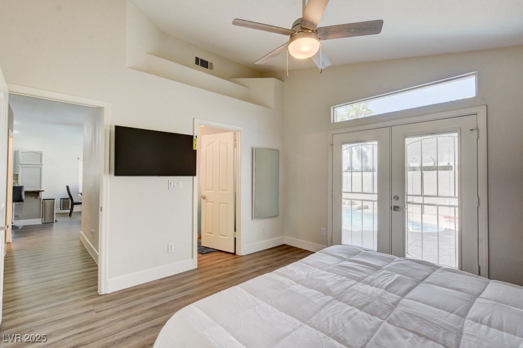 9204 Sapphire Point Avenue