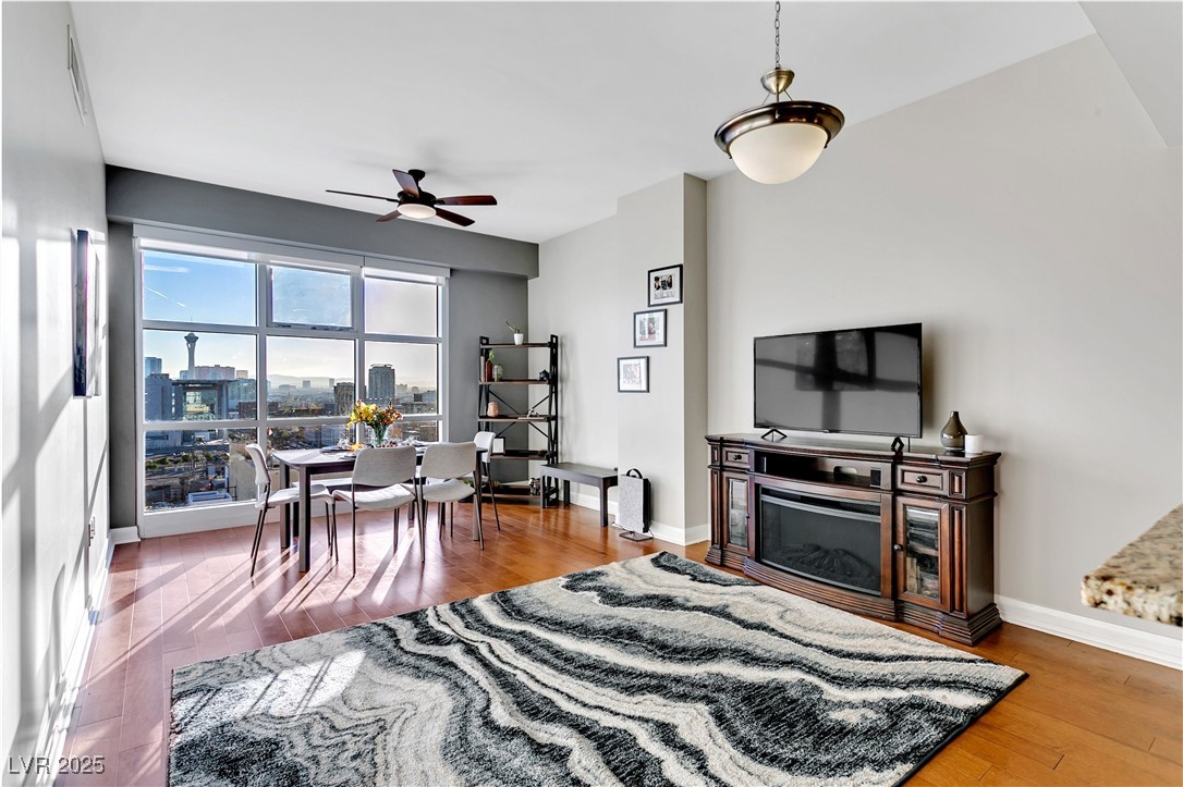 150 Las Vegas Boulevard 1711