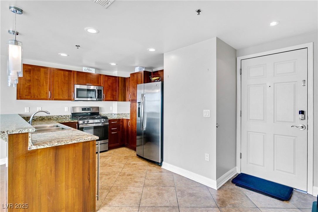150 Las Vegas Boulevard 1711