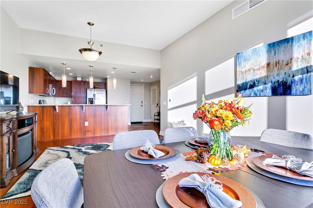 150 Las Vegas Boulevard 1711