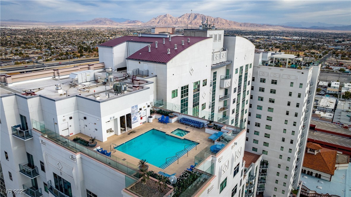 150 Las Vegas Boulevard 1711