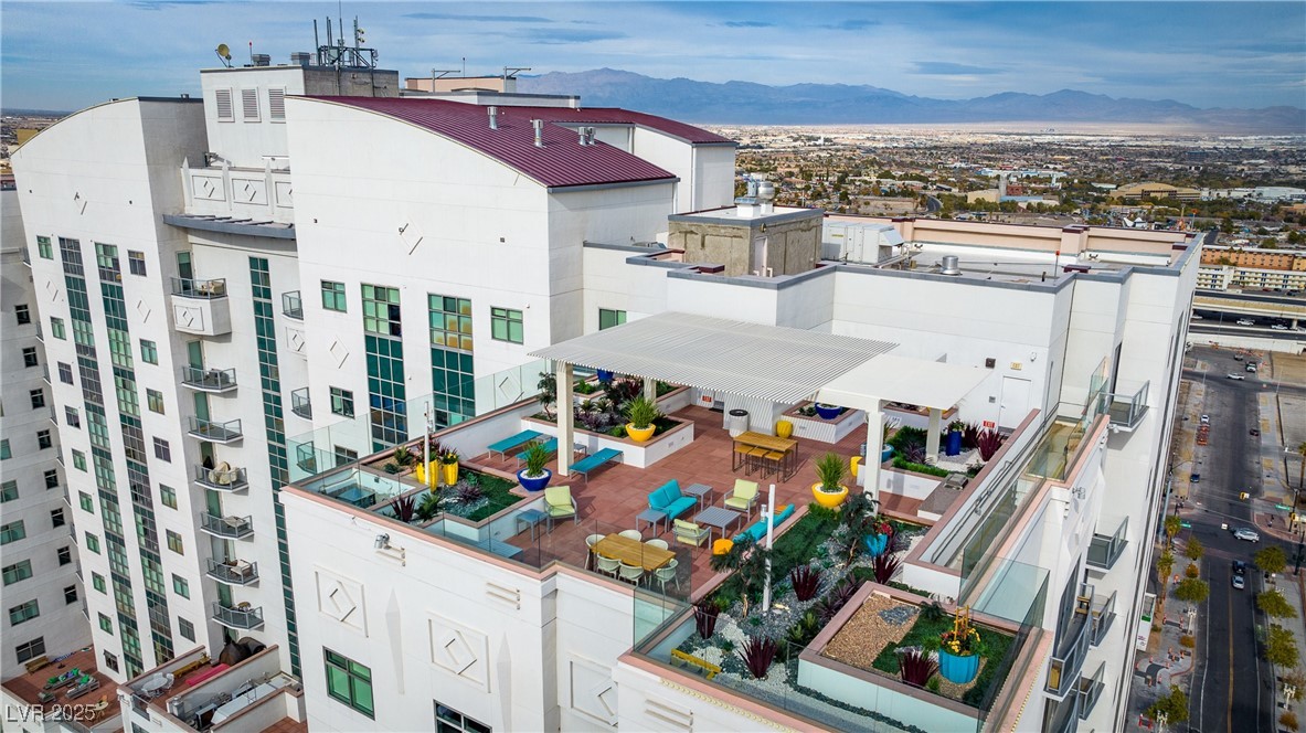 150 Las Vegas Boulevard 1711