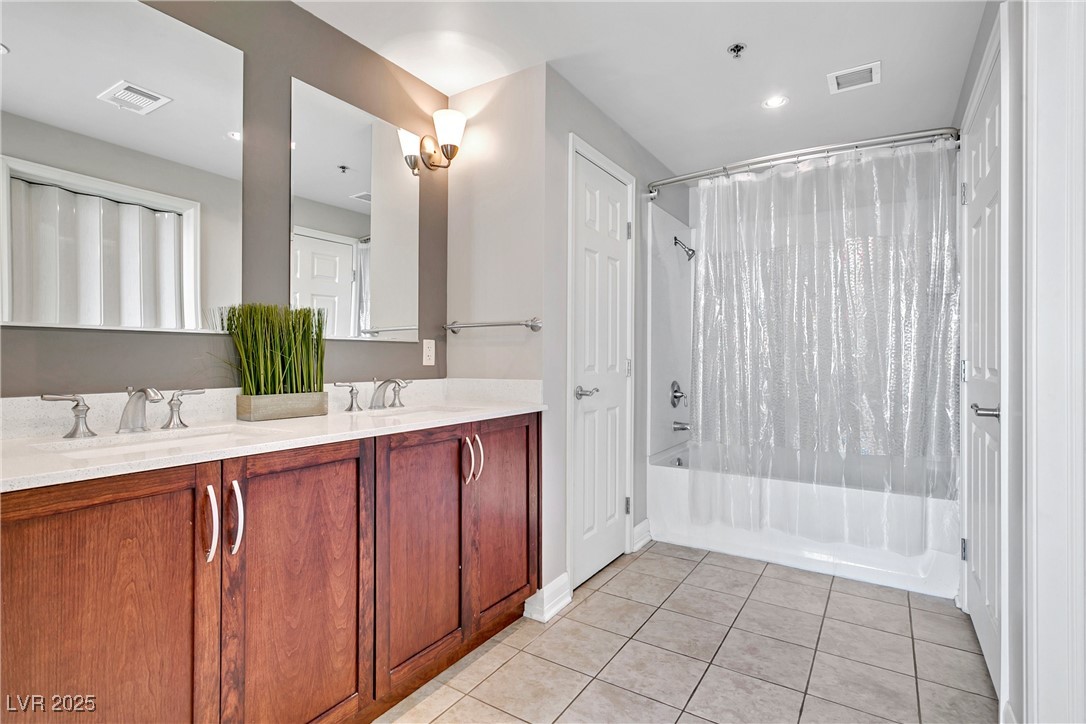 150 Las Vegas Boulevard 1711