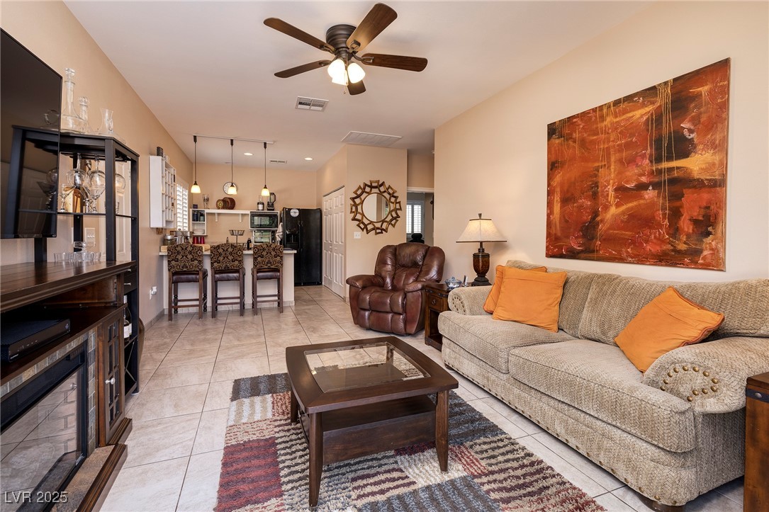 4219 East Pinecrest Circle