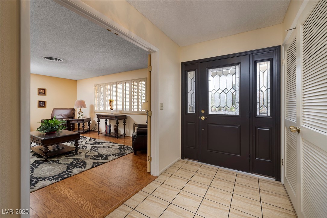 4219 East Pinecrest Circle