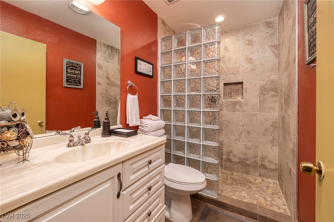 4219 East Pinecrest Circle