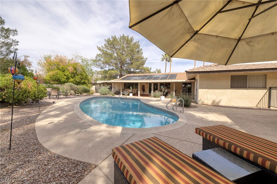 4219 East Pinecrest Circle