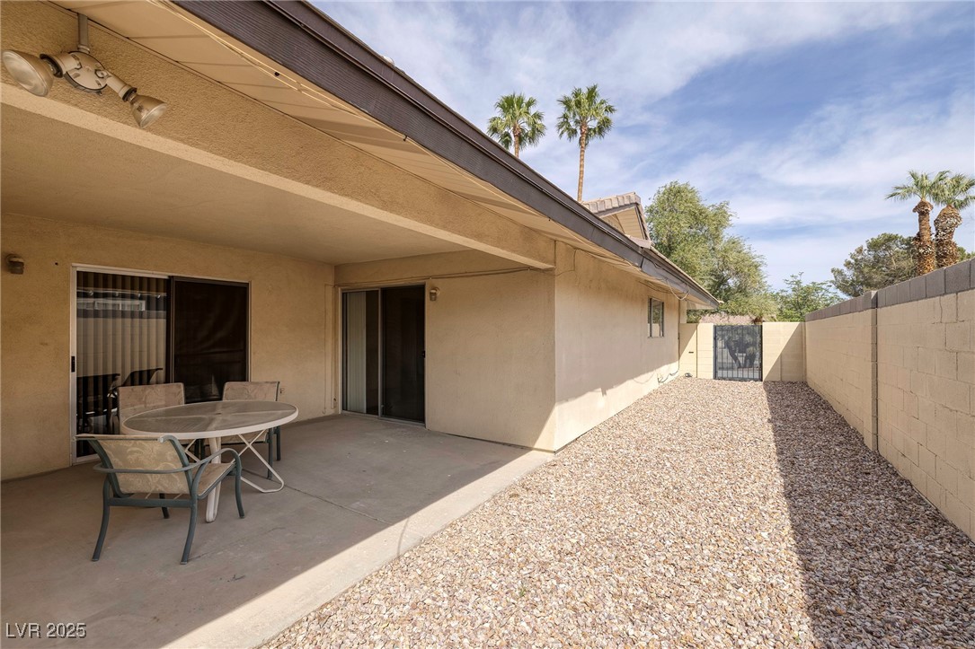 4219 East Pinecrest Circle