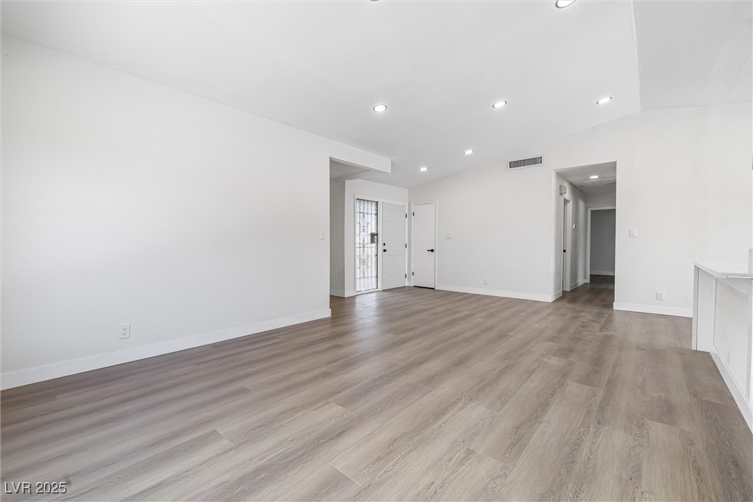 404 Vassar Lane