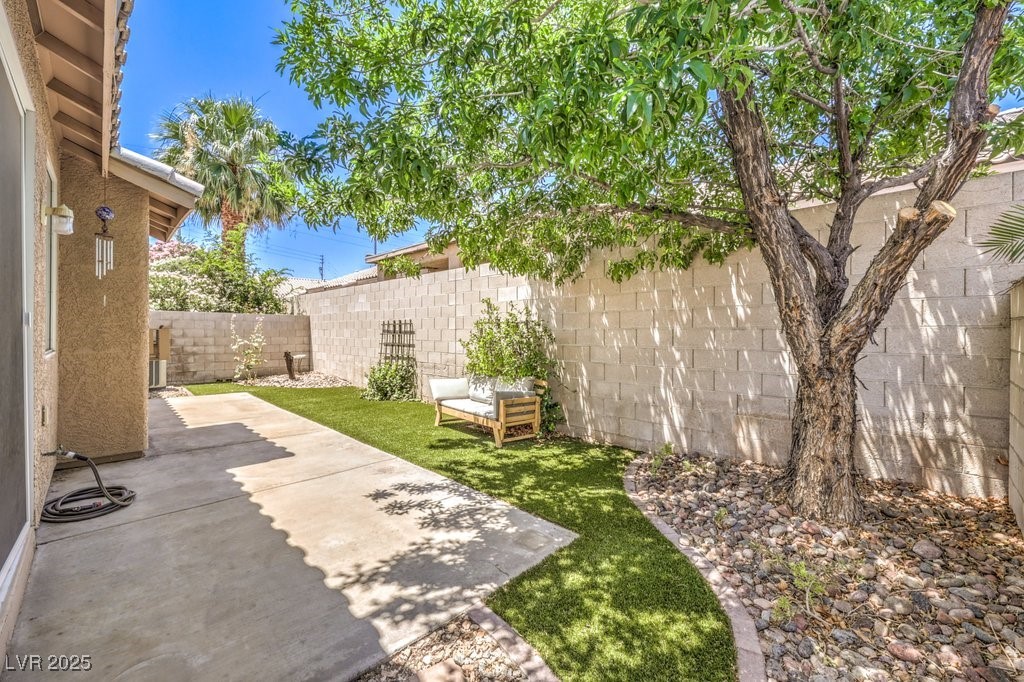 201 Teller Street