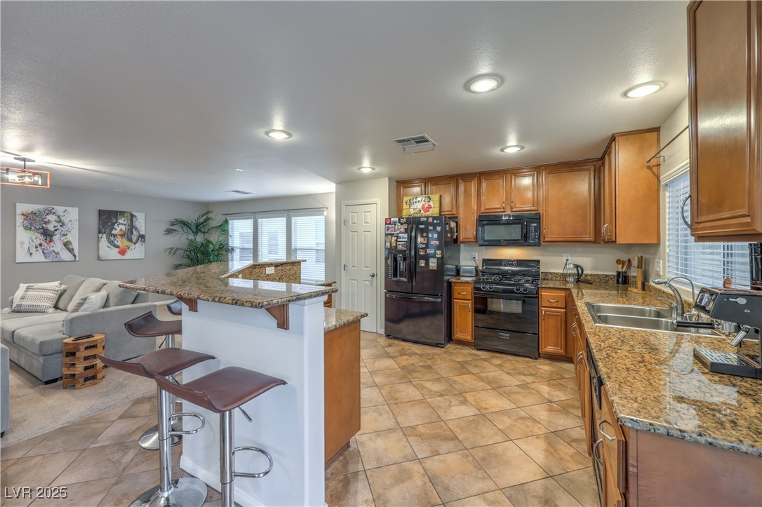 6546 American Flower Street