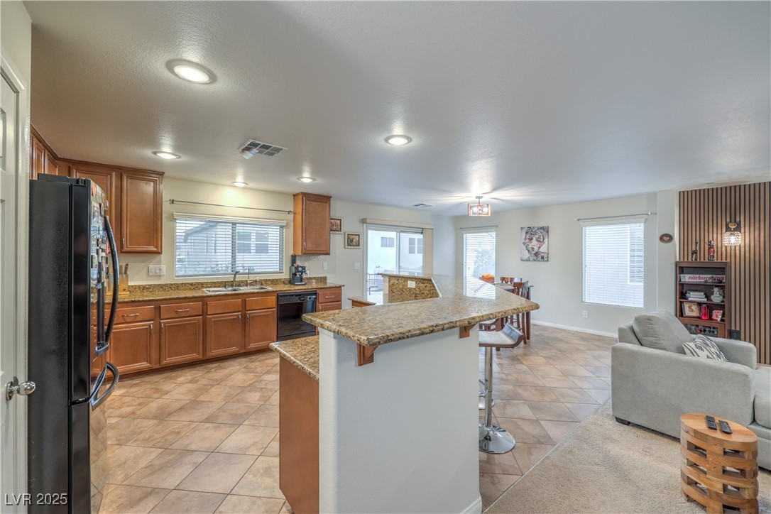 6546 American Flower Street