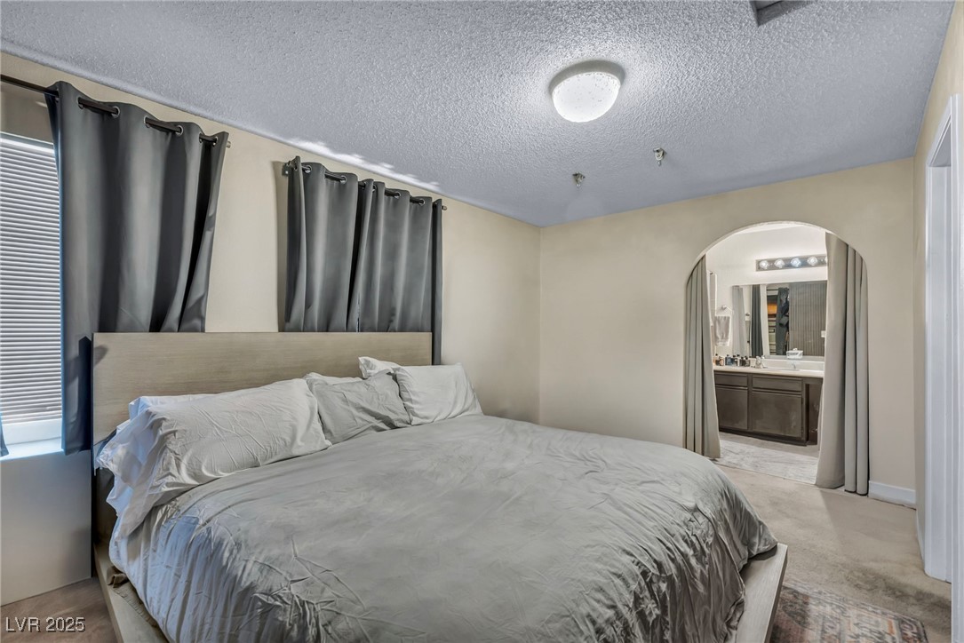 2200 South Fort Apache Road 2041