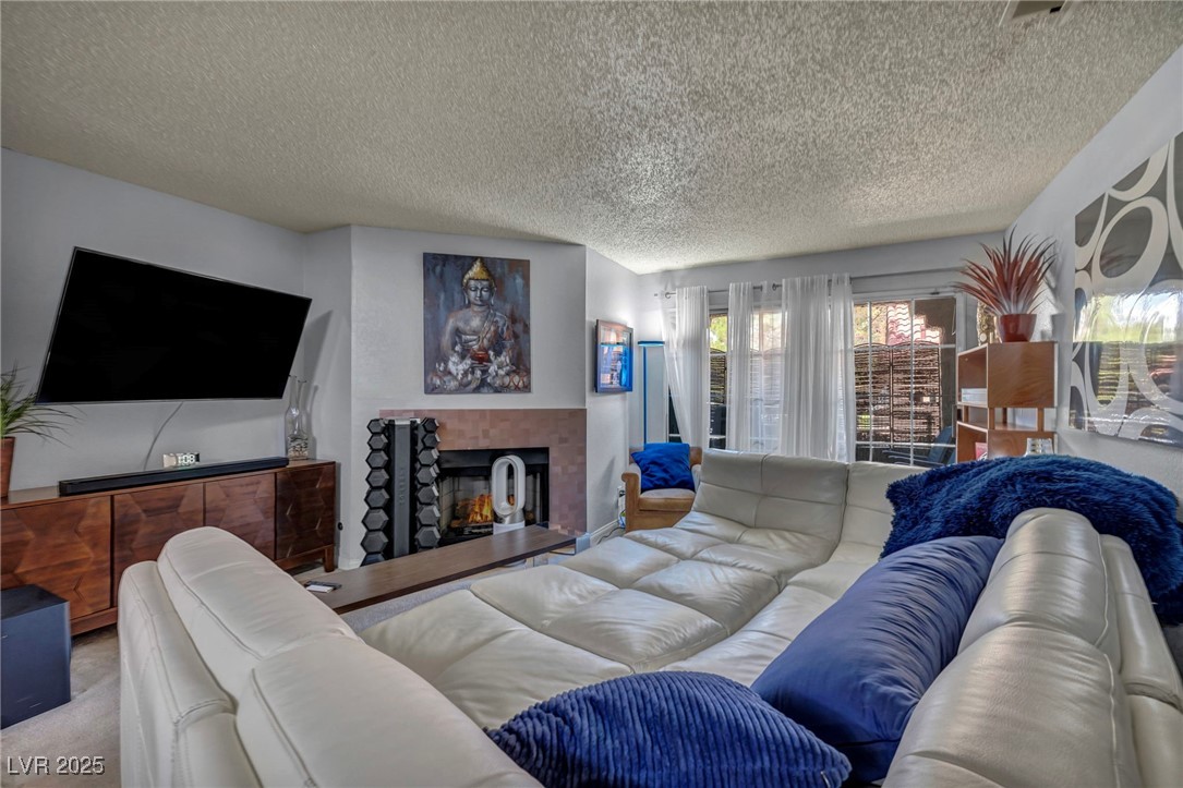 2200 South Fort Apache Road 2041