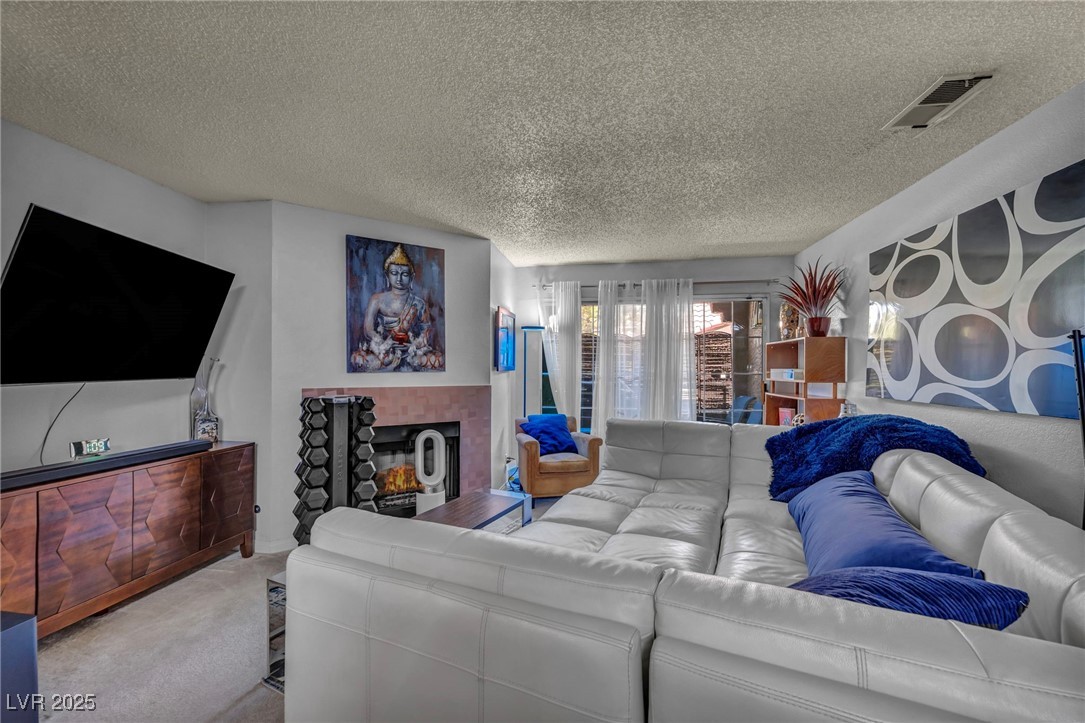 2200 South Fort Apache Road 2041