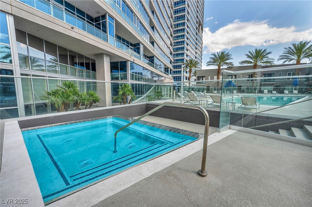 4525 Dean Martin Drive 2503