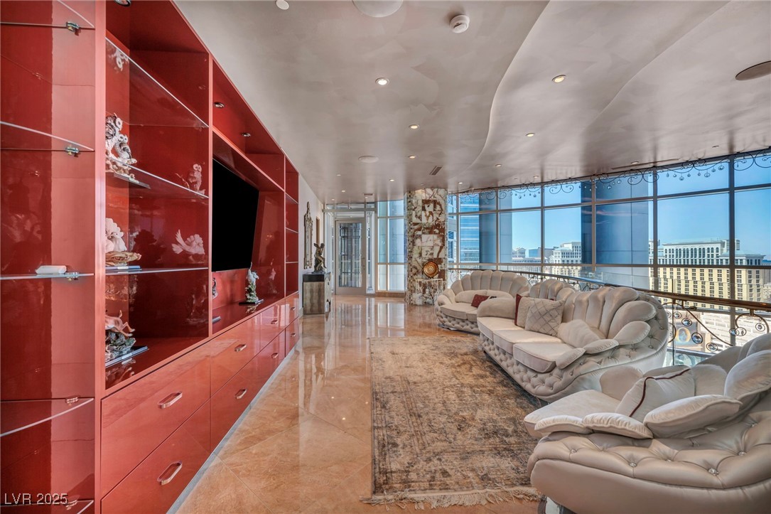 4525 Dean Martin Drive 2503