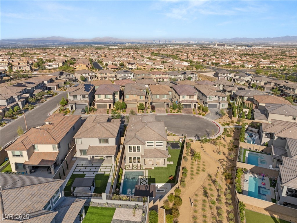 389 Red Feather Peak Court