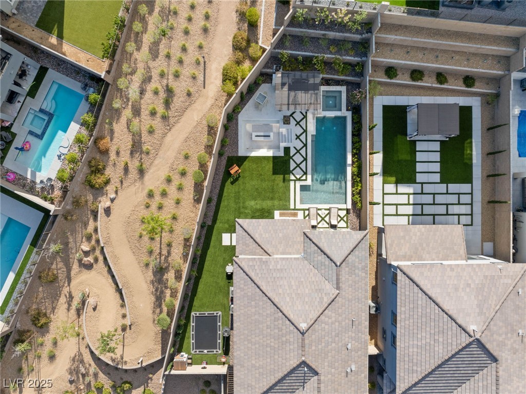 389 Red Feather Peak Court