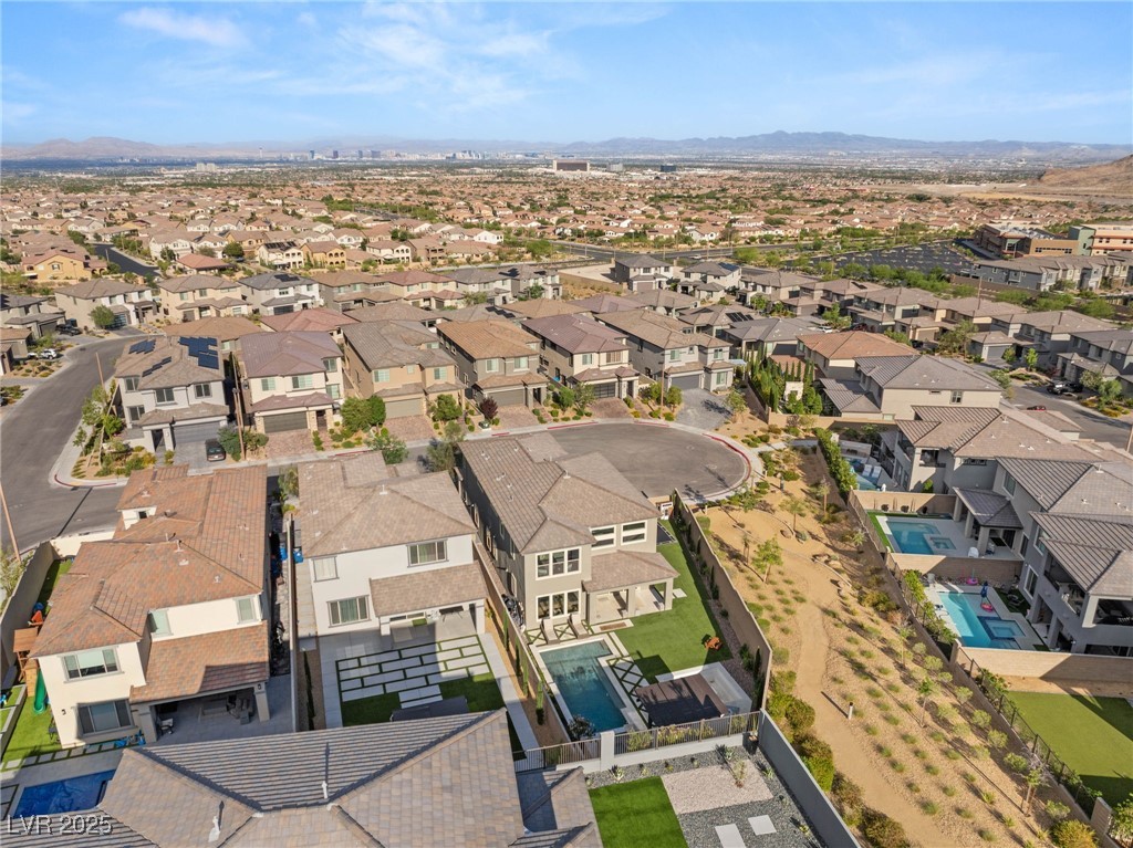 389 Red Feather Peak Court