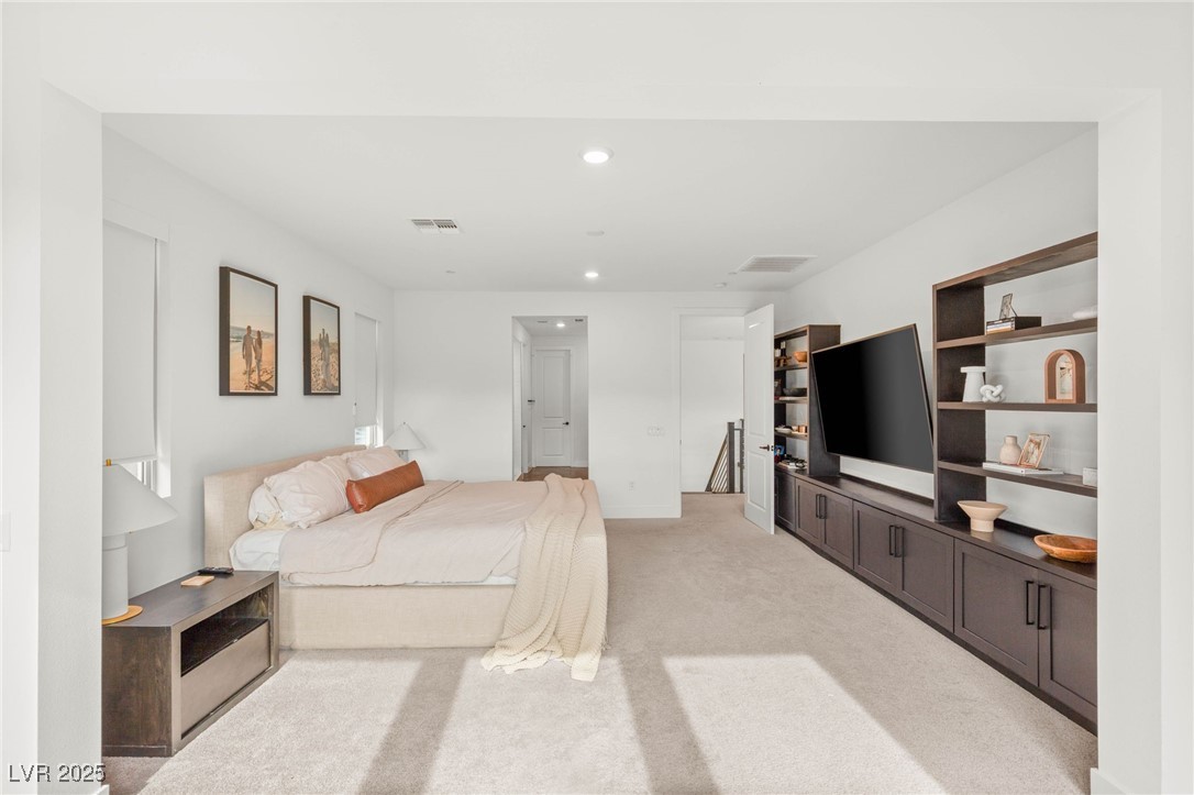 389 Red Feather Peak Court