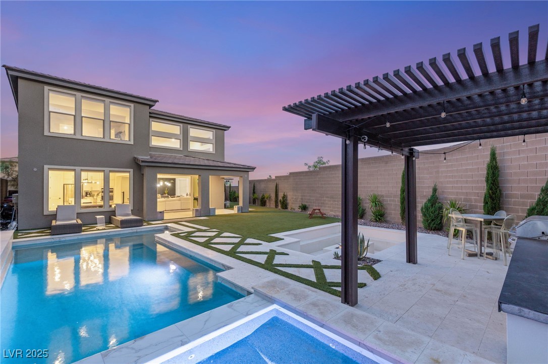 389 Red Feather Peak Court