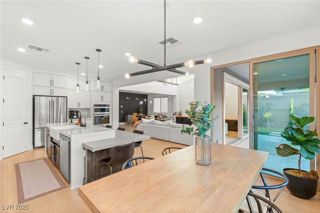 389 Red Feather Peak Court