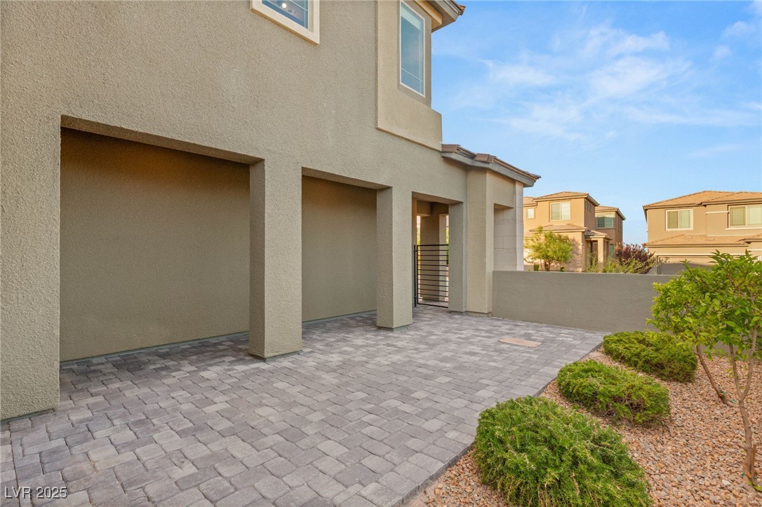 389 Red Feather Peak Court