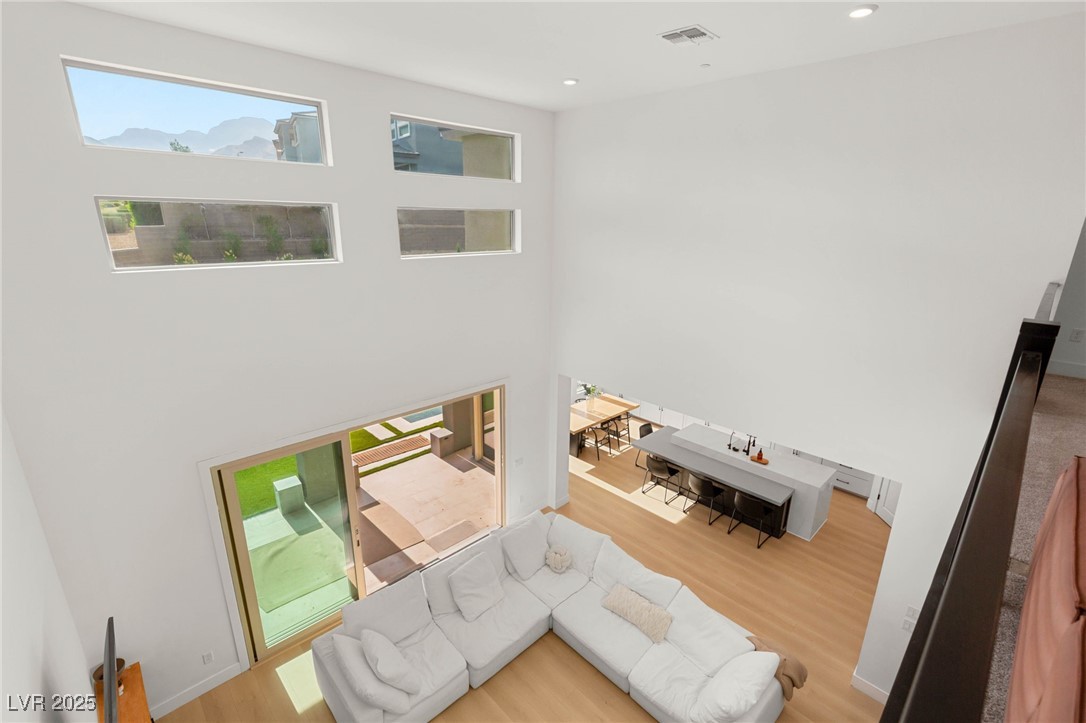 389 Red Feather Peak Court