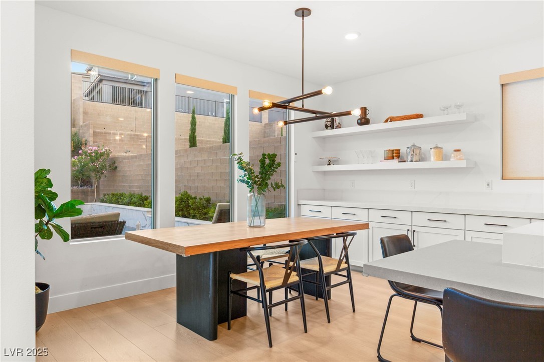 389 Red Feather Peak Court