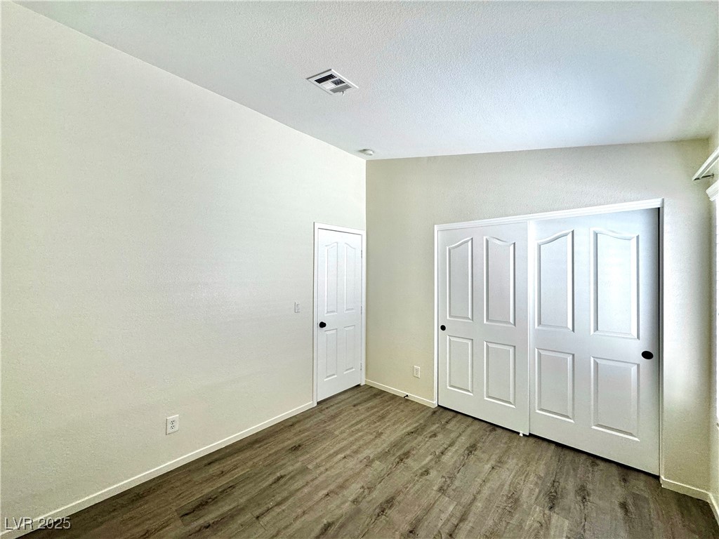 9344 Gray Duck Court